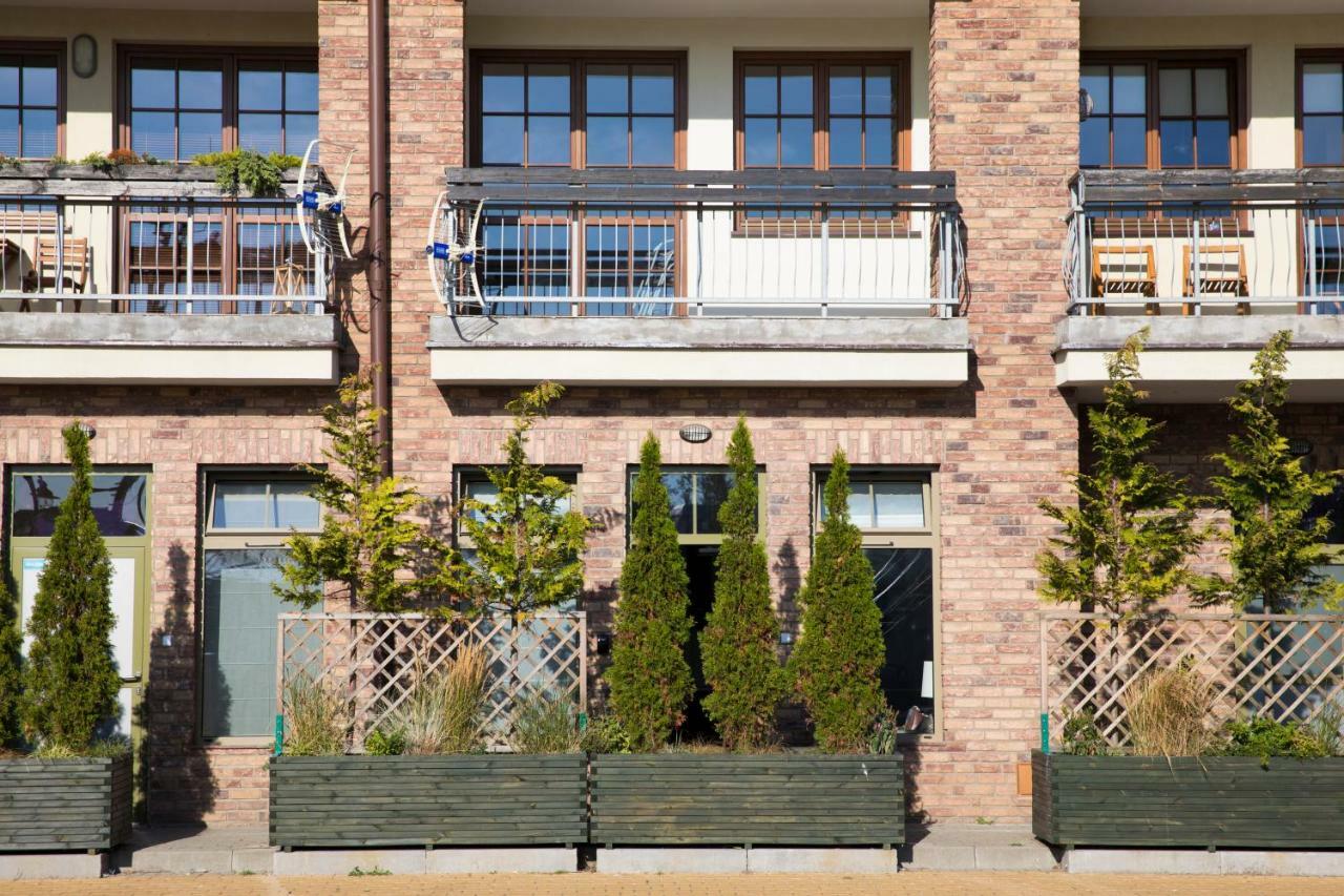 Ferienwohnung Apartament Na Bulwarze - Parter Z Prywatnym Wejsciem Stolpmünde Exterior foto